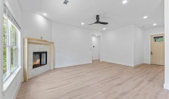 17 Westmorland Dr, Bella Vista, AR 72714