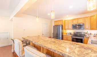 81 Floral St, Bath, ME 04530