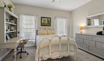 379 Shallowford Dr, Boiling Springs, SC 29316