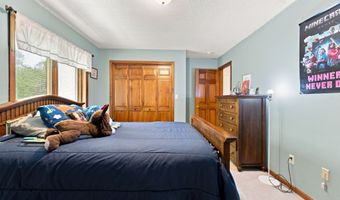 37 Valerie Dr, Bolton, CT 06043