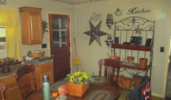 230 S Division St, Auburn, IN 46706