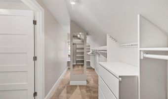 119 E 2ND Ave, Cheyenne, WY 82001