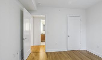 8302 WOODMONT Ave #306, Bethesda, MD 20814