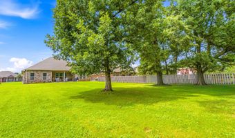 18394 Red Tail St, Athens, AL 35613