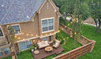 4160 Towne Green Cir, Addison, TX 75001