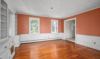 93 Harris Meadow Ln, Barnstable, MA 02630