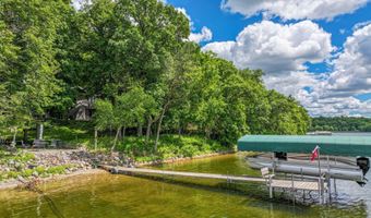 1728 Golden Dr SW, Alexandria, MN 56308