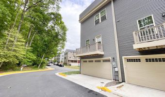 4480 COMMONS Dr, Annandale, VA 22003
