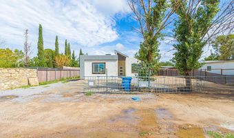 415 Valle Los Nogales Dr, Socorro, TX 79927