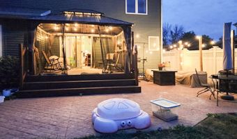 208 13th St SW, Altoona, IA 50009