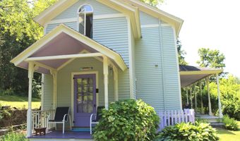 55 Liberty St, Chester, CT 06412