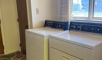 2400 W Loma Dr, Artesia, NM 88210