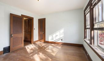 1408 W Washington St, Ann Arbor, MI 48103