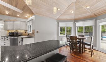 1126 Timber Climb Dr, Avon, IN 46123