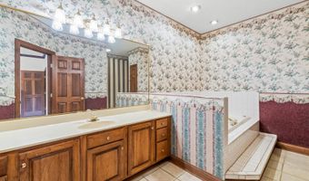 106 DK Ranch Ln, Ashland, KY 41102