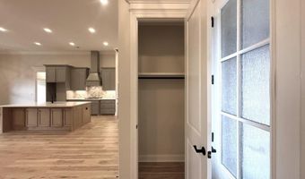 Edmonton-B Avondale Drive, Athens, AL 35613