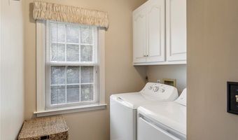 104 Roxbury Ct, Anderson, SC 29625