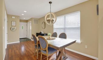 7 Lucia Ct, Aberdeen, NJ 07747