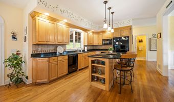 325 Westwood Rd, Bristol, CT 06010