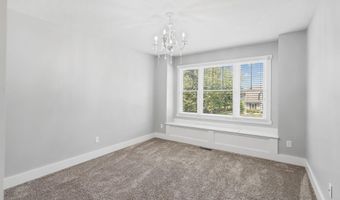 5962 Deer Hollow Rd, Auburn, IN 46706