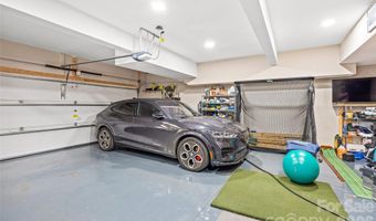 1923 Hamorton Pl, Charlotte, NC 28205