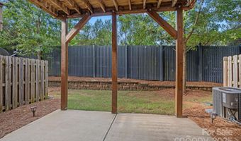1910 Seegars Pl, Charlotte, NC 28204