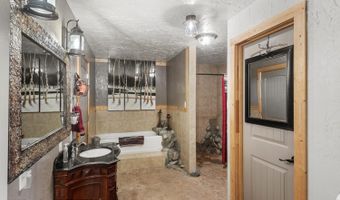 6 CATTLE DRIVE Ln, Cora, WY 82925