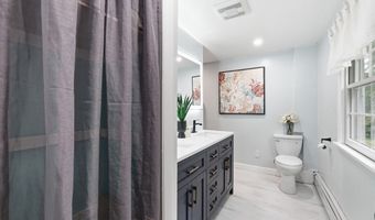 7 Cherry Ridge Rd, Acton, MA 01720