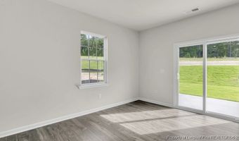 1052 Misty Creek Dr, Aberdeen, NC 28315