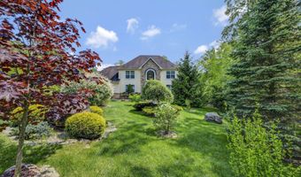 251 Scenic Dr, Blakeslee, PA 18610