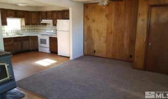 237 245 F St, Hawthorne, NV 89415