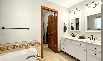 2040 Stone Hedge Ln, Ashland, OH 44805