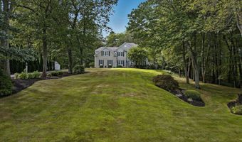 4 Brushwood Dr, Atkinson, NH 03811