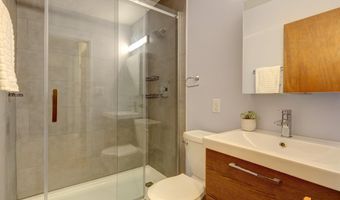 1741 Skilak Cir, Anchorage, AK 99504