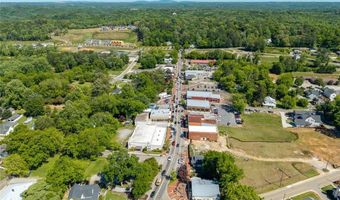 190 Chestnut St, Ball Ground, GA 30107