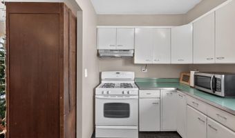 871 S Chatham Ave, Addison, IL 60101