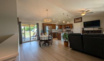 2496 Rock Creek Rd, Bee, NE 68314