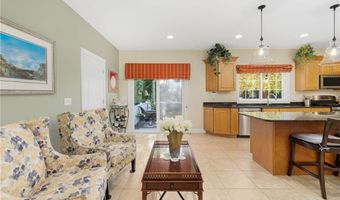 10 Honey Lou Ct, Cranston, RI 02921