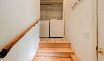 8 Cedar Pl, Camden, SC 29020