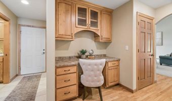 4226 E APPLESEED Dr, Appleton, WI 54913