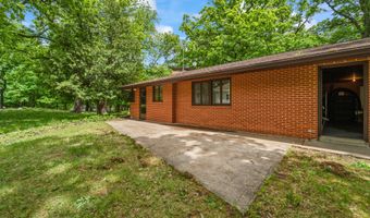 433 Westwood Dr, Ames, IA 50014