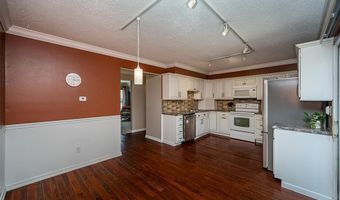 2370 Hidden Meadow Ln, Ballwin, MO 63021