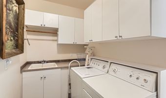 20820 YOSEMITE St, Aurora, OR 97002