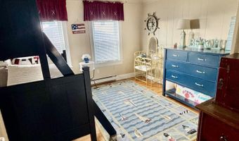 225 Pearl St, Beach Haven, NJ 08008
