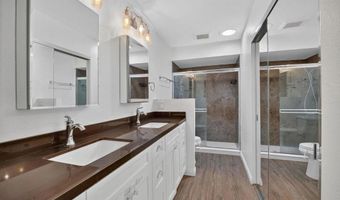 6050 Henderson Dr 33, La Mesa, CA 91942