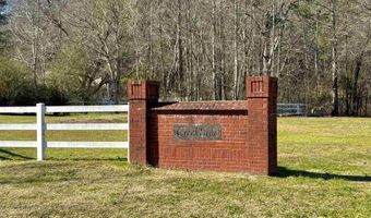 65 Creekside Dr, Anderson, AL 35610