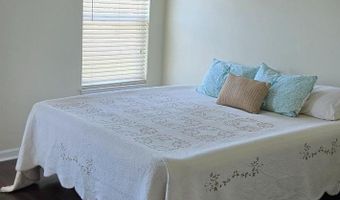 303 SCHOONER Ln 102, Berlin, MD 21811