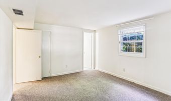 6812 ALGONQUIN Ave, Bethesda, MD 20817