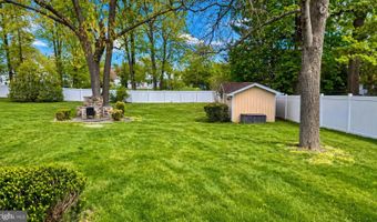 810 N LIMEKILN Pike, Ambler, PA 19002