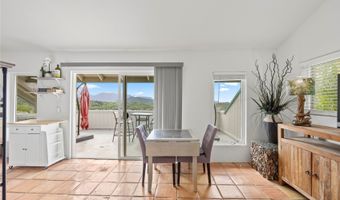 1461 Aunauna St, Kailua, HI 96734